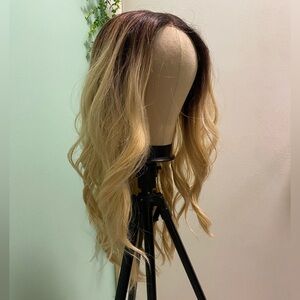 Elegant Two-Tone Brown/Blonde Wavy Hair Lace Front Wig